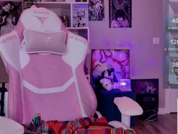 girl
        lollyshy__ cam image #4130834