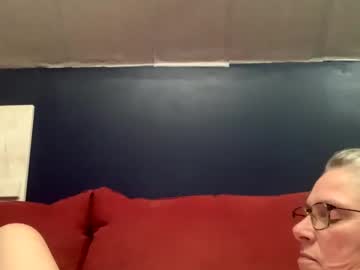 couple
        curvy00daisy cam image #4197280