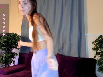 girl
        elviachaplin cam image #2312572