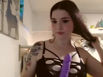 girl
        venusjewelz cam image #3937273