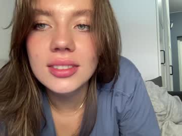 girl
        angel_from_sky cam image #3314813