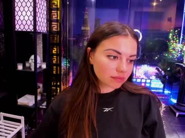 girl
        alma_pearl cam image #1265200