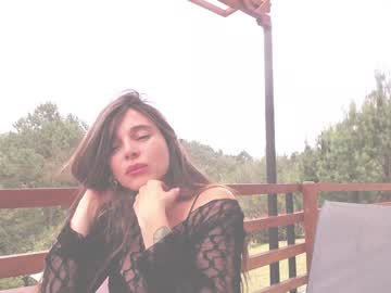 girl
        kendalltyler cam image #2587461