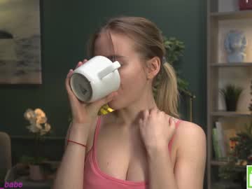 girl
        marmelado_babe cam image #365475