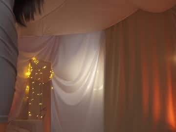 girl
        sunny_maria cam image #4322575
