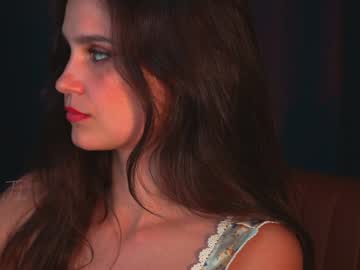 girl
        lola_jd cam image #3963175