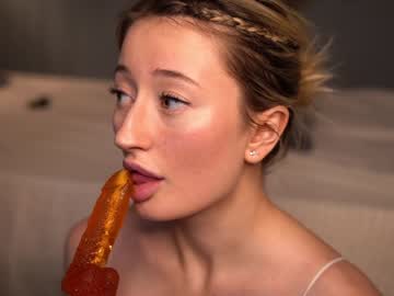girl
        wendy_amber cam image #2133439