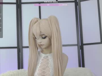 girl
        xenomy cam image #3940656