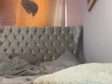girl
        itsmelolax cam image #3865138