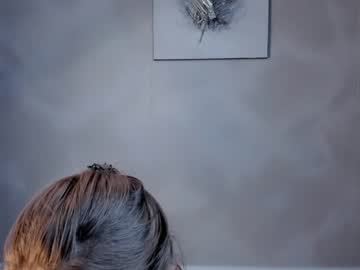 girl
        darling_dreamer cam image #1677180
