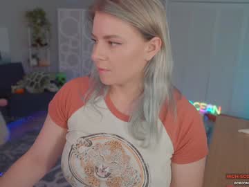 girl
        asiri_ocean cam image #3653114