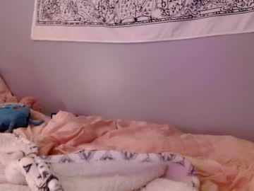 girl
        laylaaluvs cam image #4289609