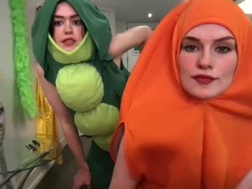 girl
        littlesugarpea cam image #1617307