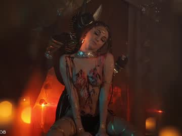 girl
        lettymoa cam image #3763339