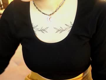 girl
        _kim_su_hen_ cam image #3468253