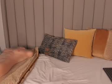 girl
        saraymonroe cam image #2736337