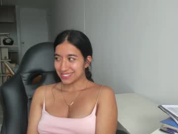 couple
        emillybrowm cam image #4507952