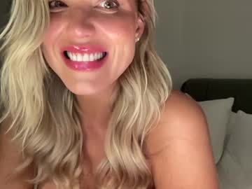 girl
        iiivy_ cam image #3409046