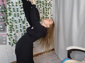 girl
        leonablush cam image #3495060