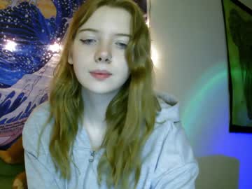 girl
        lillygoodgirl cam image #1214767