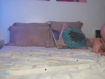 girl
        candylisa cam image #3307566