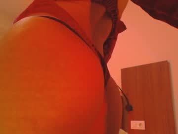 girl
        aimeclarks cam image #336190