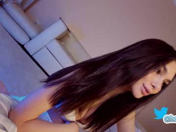 girl
        hollyextra cam image #147053