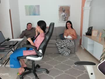 couple
        emillybrowm cam image #2041412