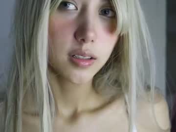 girl
        wendy_daniela cam image #529721