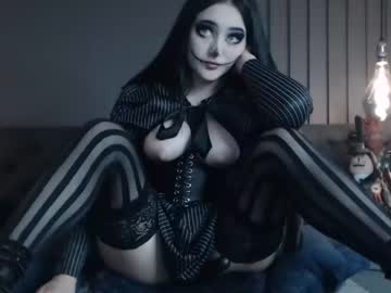 girl
        charlotte_germanotta_ cam image #1448539