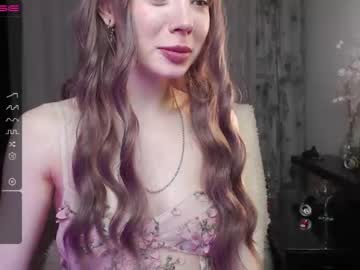 couple
        lisacrybaby cam image #435523