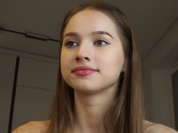 girl
        hecola cam image #3378205