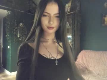 girl
        bmwm5f90 cam image #4096009