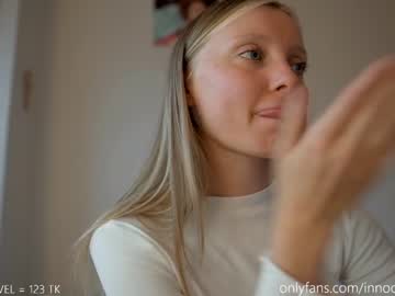 girl
        pureangeldolores cam image #1735137