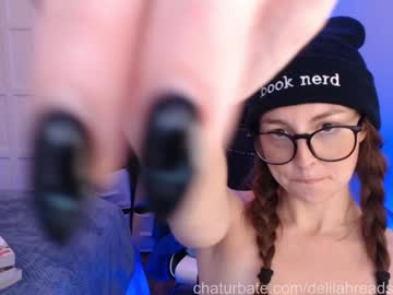 girl
        delilahreads cam image #3685152
