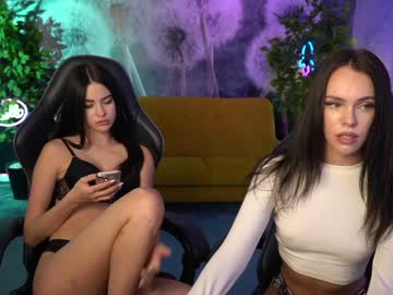 couple
        kira0541 cam image #170533