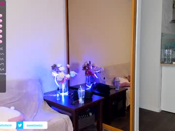 girl
        sweetteets24 cam image #1373049
