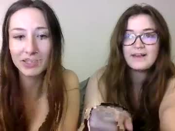 couple Webcam Girls Sex Thressome And Foursome with 2gorls1link