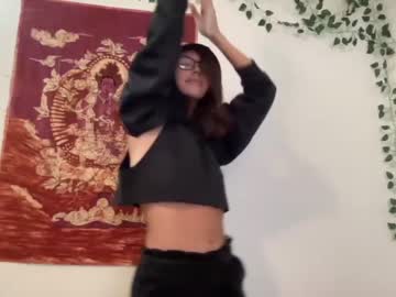 girl
        yourfavoritegirl_ cam image #1003632