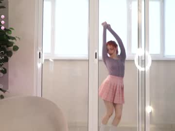 girl
        oki_dokie cam image #2213125