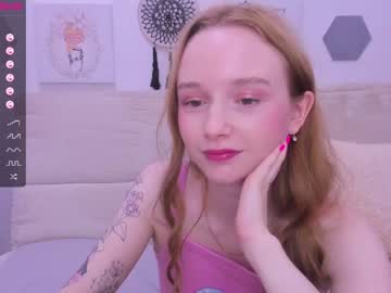 girl
        hillikitt cam image #105129