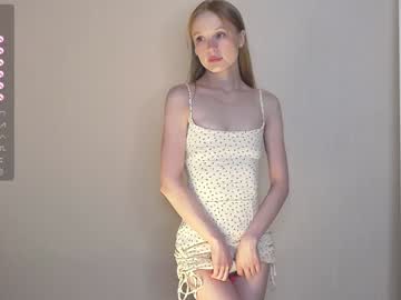 girl
        cute_shine cam image #3150938