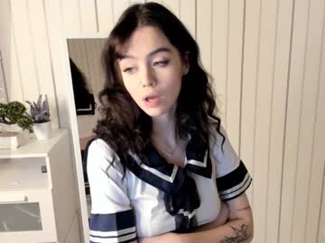 girl
        connieambes cam image #1965336