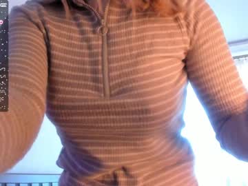 girl
        leiya_li cam image #652039