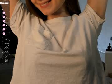 girl
        catherinevelez cam image #953808