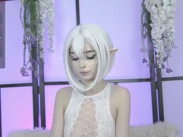 girl
        xenomy cam image #4209808