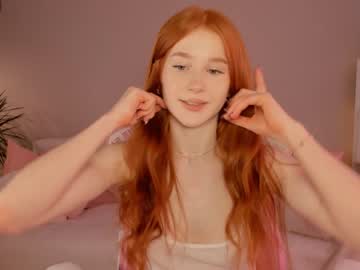girl
        leahsthetics cam image #2469933