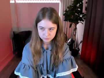 girl
        _achillea_ cam image #1655868