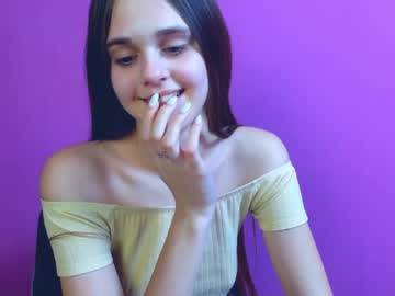 girl
        _sara_aa cam image #345979