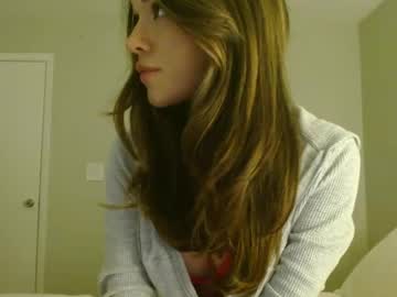 girl
        valerie_james3 cam image #3093913